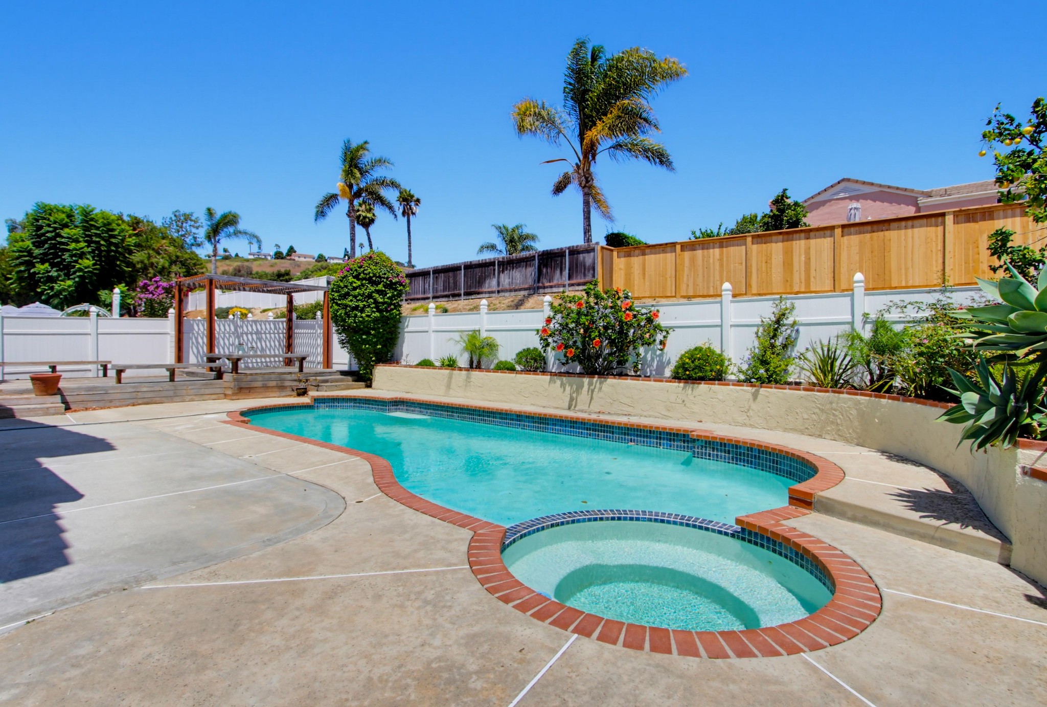 Virtual tour photo 45 of 52 for 3444 Meadow View Dr