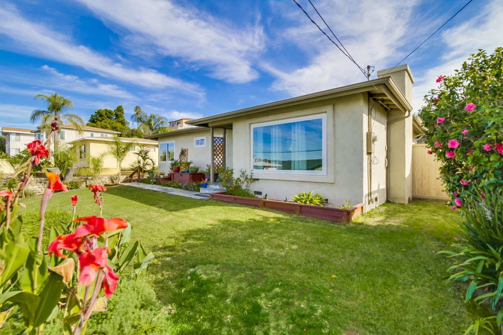 Virtual tour photo 8 of 49 for 3445 Borreson St