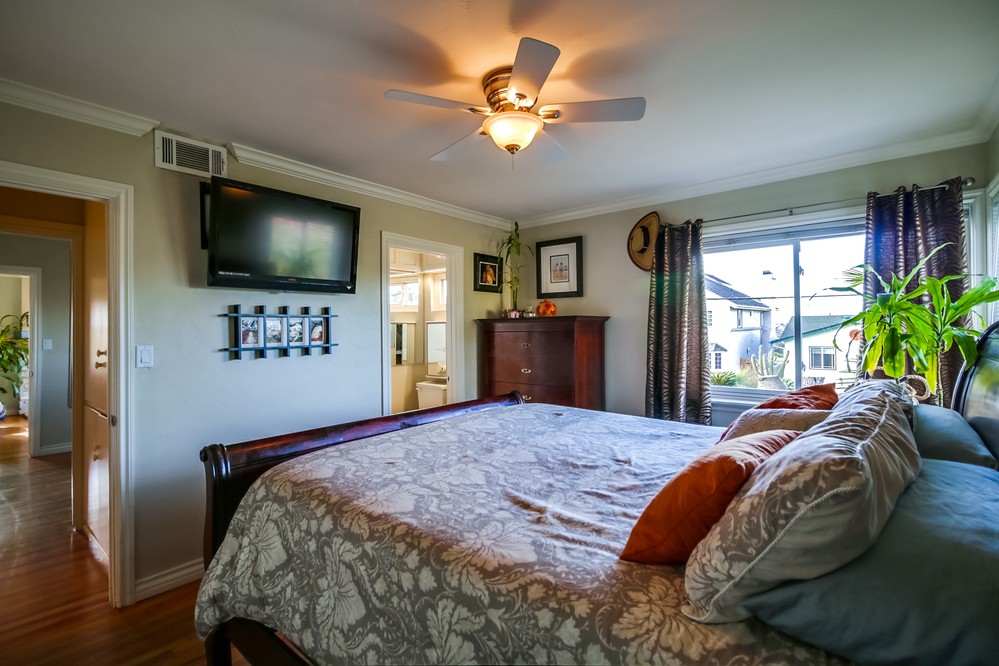 Virtual tour photo 24 of 49 for 3445 Borreson St