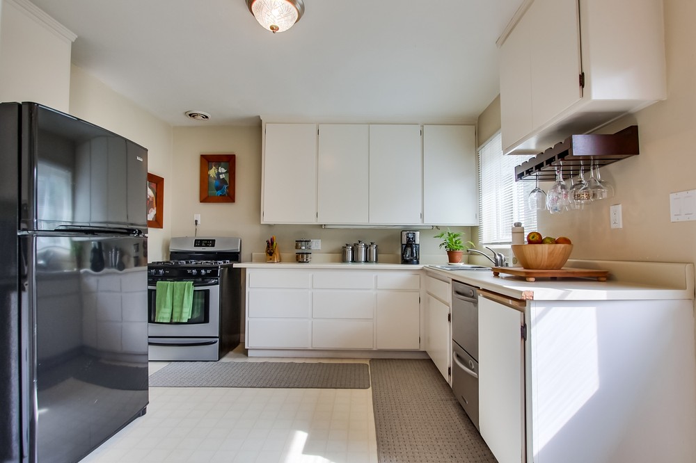 Virtual tour photo 13 of 34 for 3445 Borreson Street