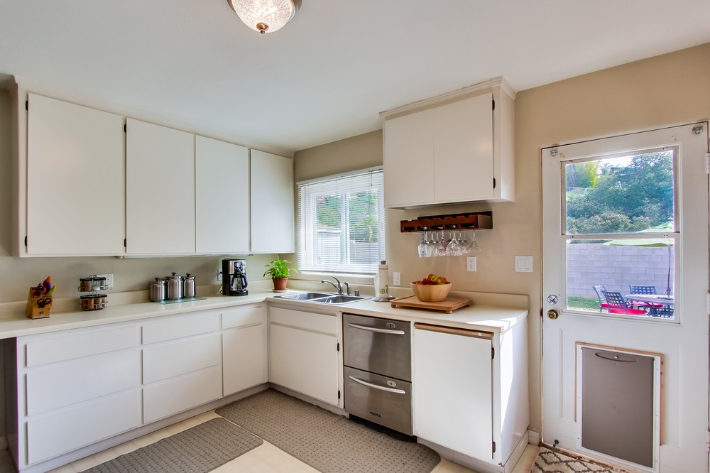 Virtual tour photo 14 of 34 for 3445 Borreson Street