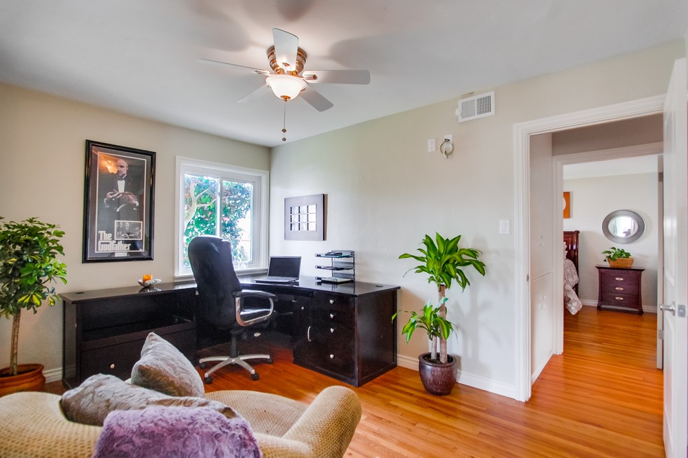 Virtual tour photo 19 of 34 for 3445 Borreson Street