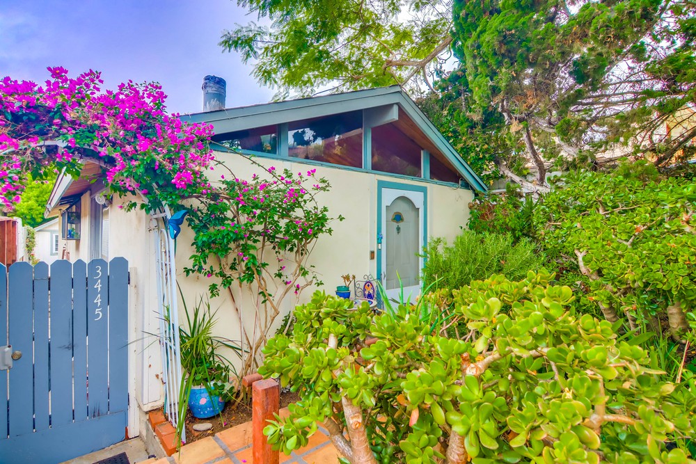 Virtual tour photo 7 of 51 for 3445 Talbot St