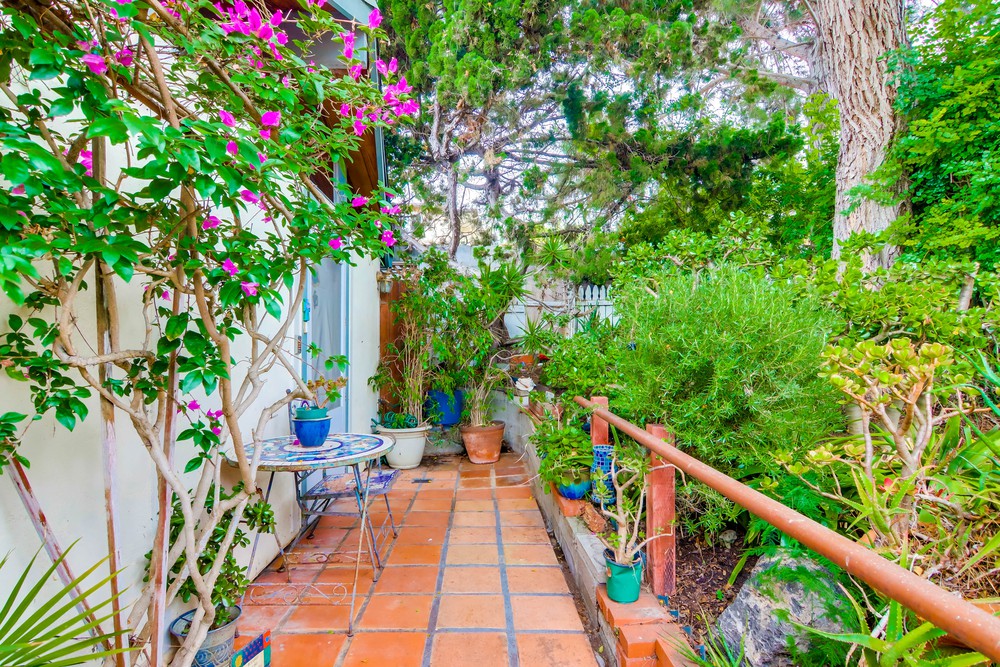 Virtual tour photo 8 of 51 for 3445 Talbot St
