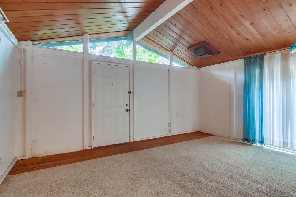 Virtual tour photo 15 of 51 for 3445 Talbot St