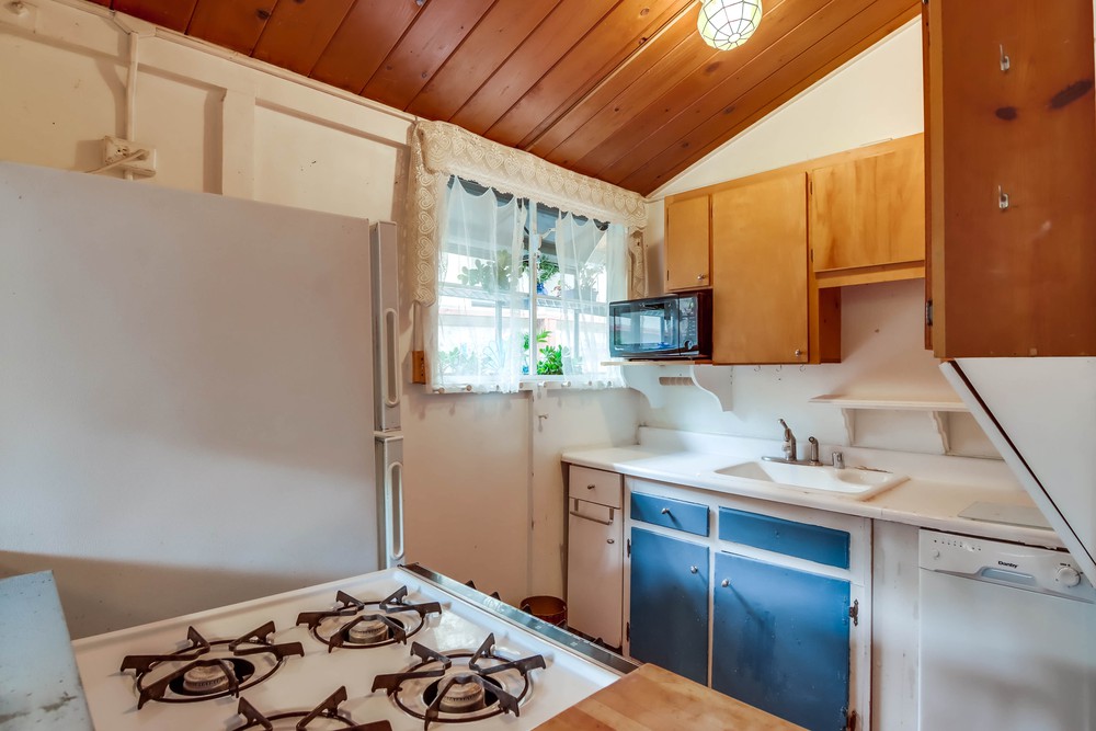 Virtual tour photo 19 of 51 for 3445 Talbot St