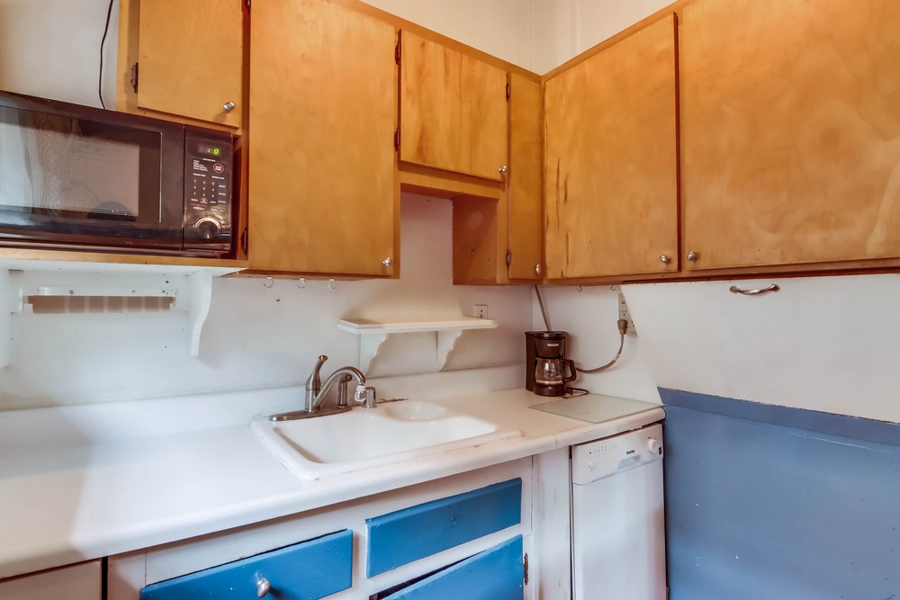 Virtual tour photo 21 of 51 for 3445 Talbot St