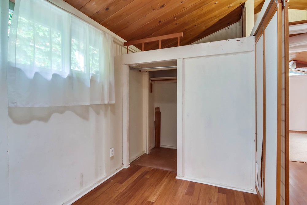 Virtual tour photo 28 of 51 for 3445 Talbot St