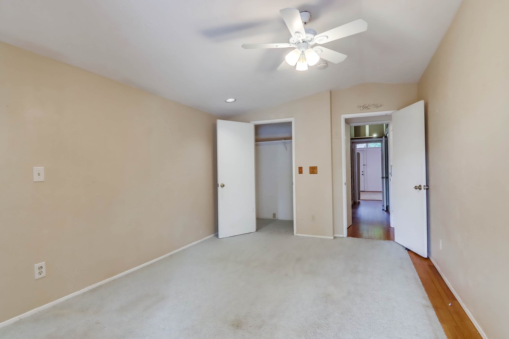 Virtual tour photo 37 of 51 for 3445 Talbot St