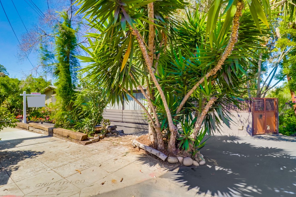 Virtual tour photo 1 of 57 for 3446 Alabama St