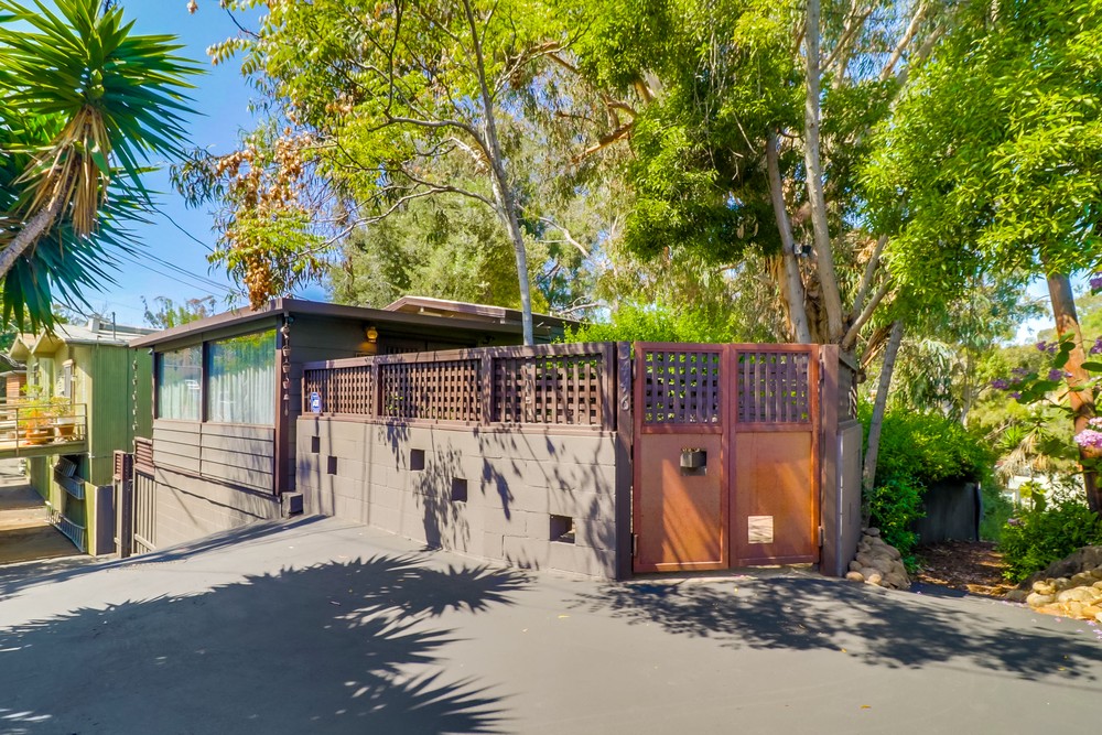 Virtual tour photo 4 of 57 for 3446 Alabama St
