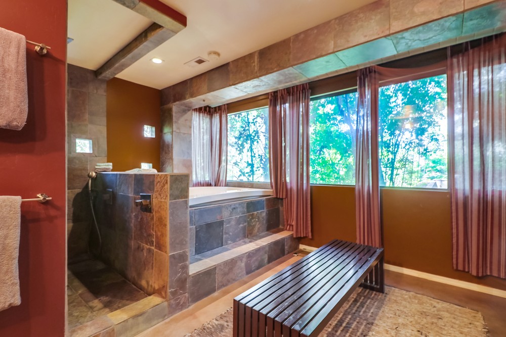 Virtual tour photo 26 of 57 for 3446 Alabama St