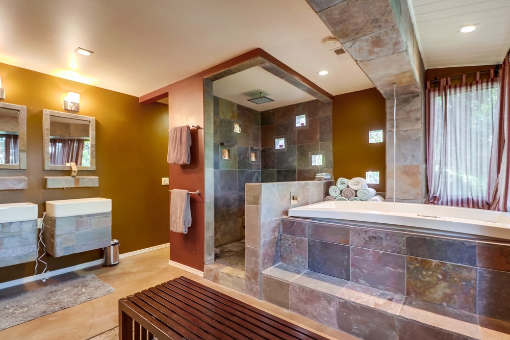 Virtual tour photo 27 of 57 for 3446 Alabama St