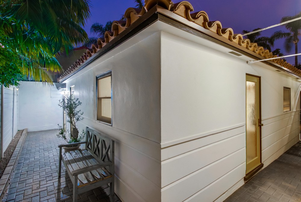 Virtual tour photo 11 of 68 for 3446 Richmond St