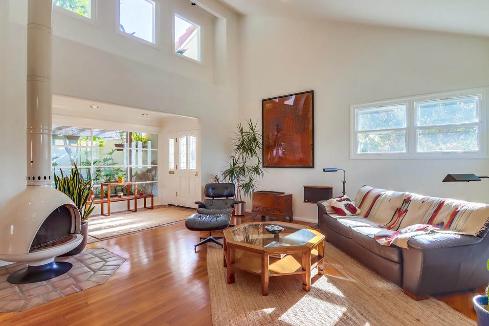 Virtual tour photo 13 of 67 for 3446 Yonge St