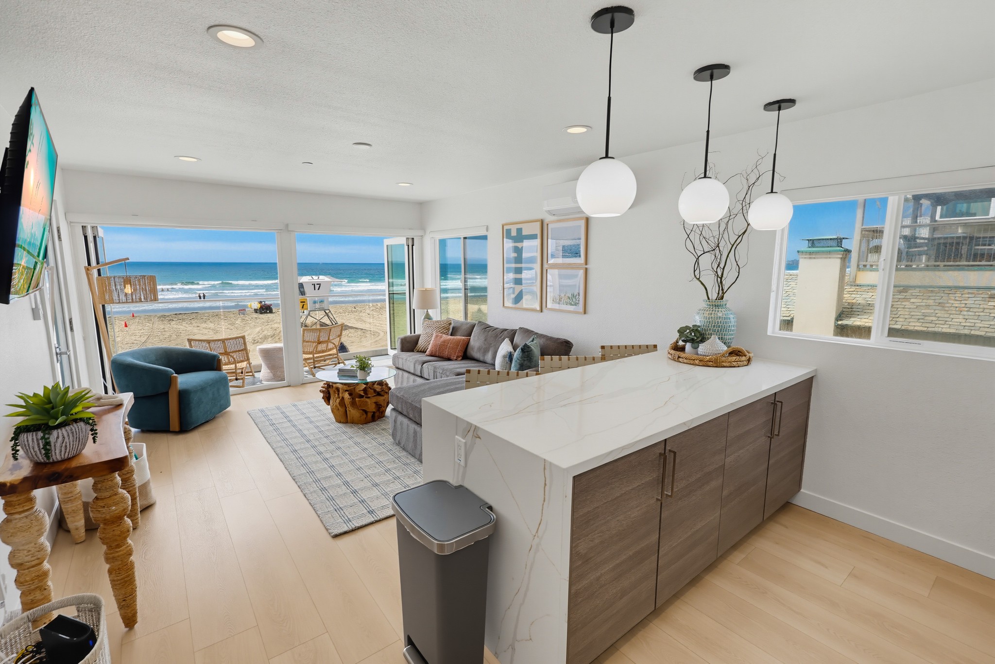 Virtual tour photo 5 of 53 for 3449 Ocean Front Walk