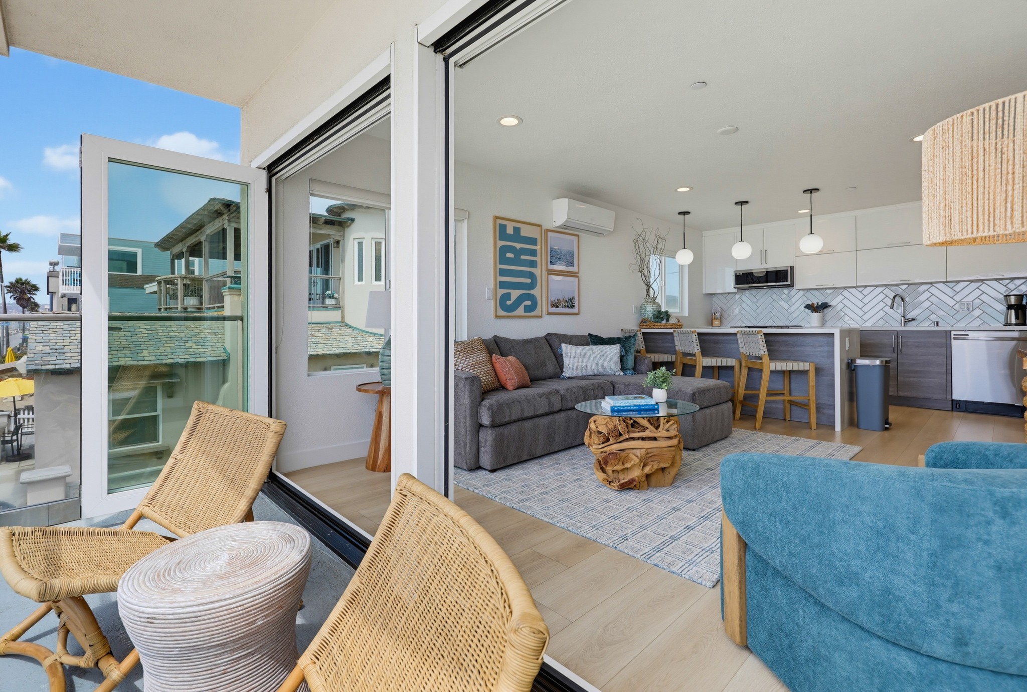 Virtual tour photo 44 of 53 for 3449 Ocean Front Walk