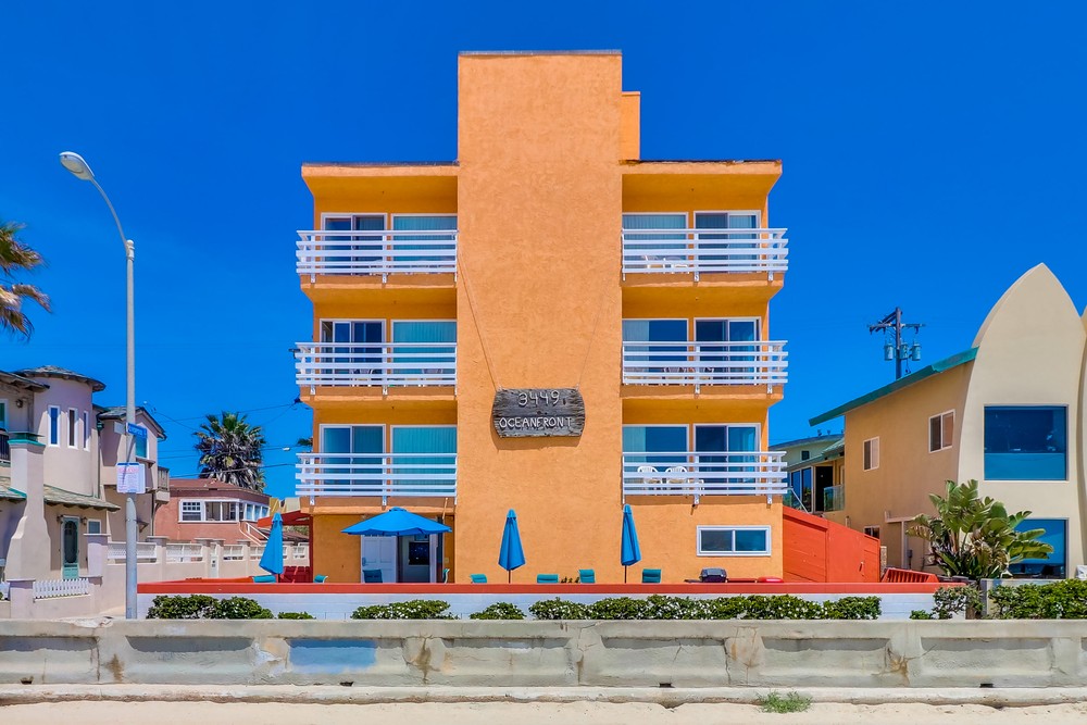 Virtual tour photo 1 of 32 for 3449 Ocean Front Walk