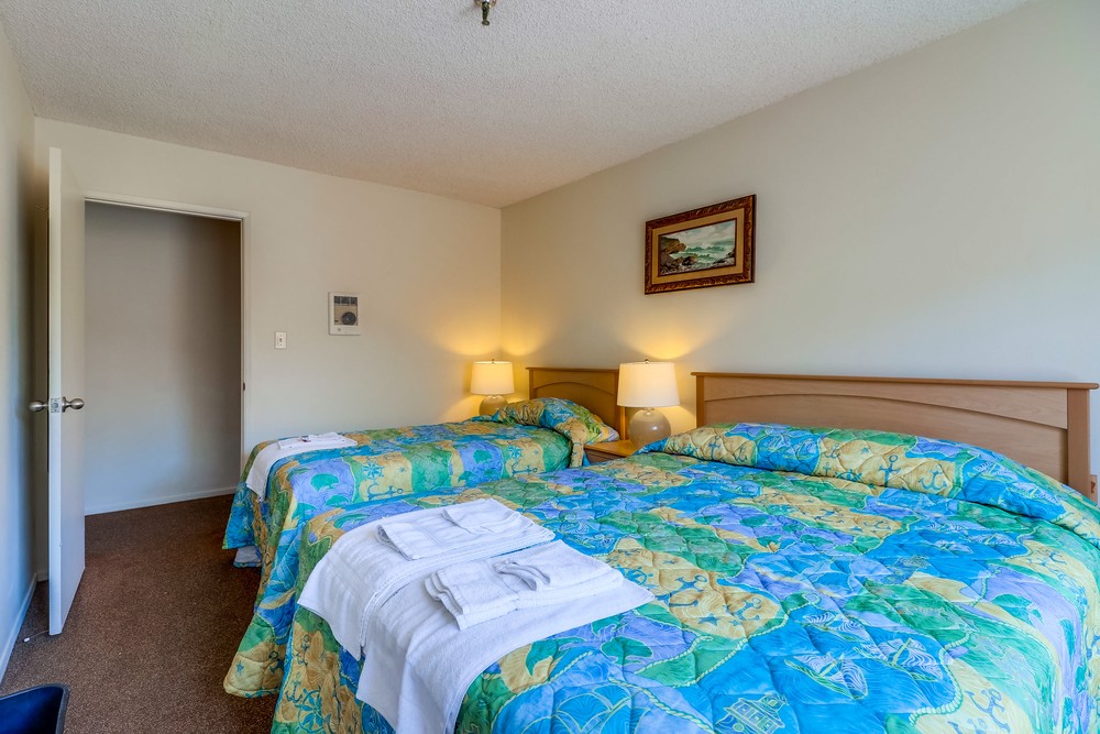 Virtual tour photo 24 of 32 for 3449 Ocean Front Walk