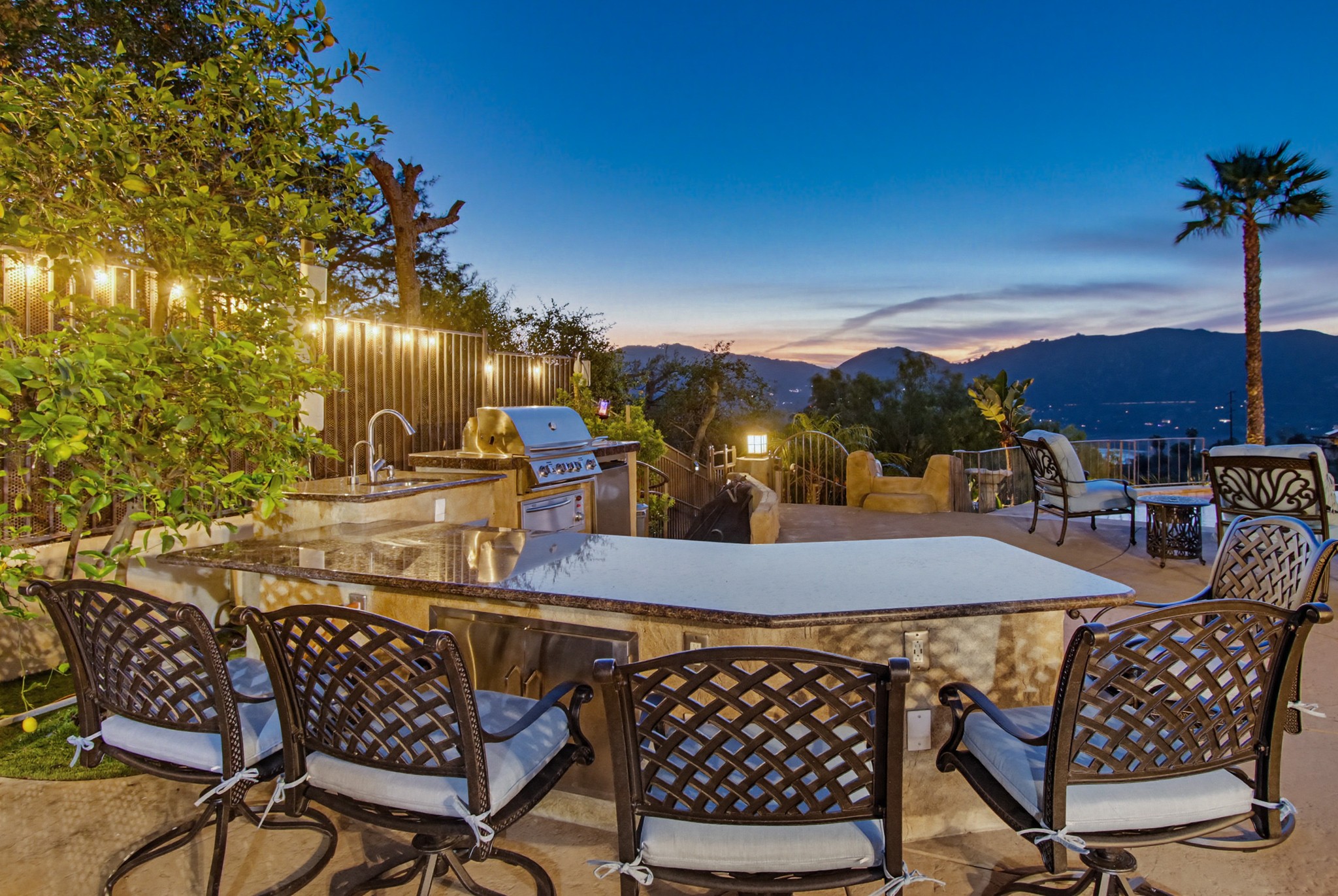 Virtual tour photo 25 of 248 for Casa Del Lago