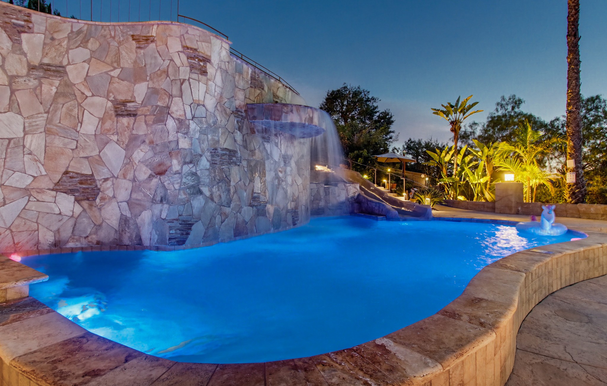 Virtual tour photo 31 of 248 for Casa Del Lago