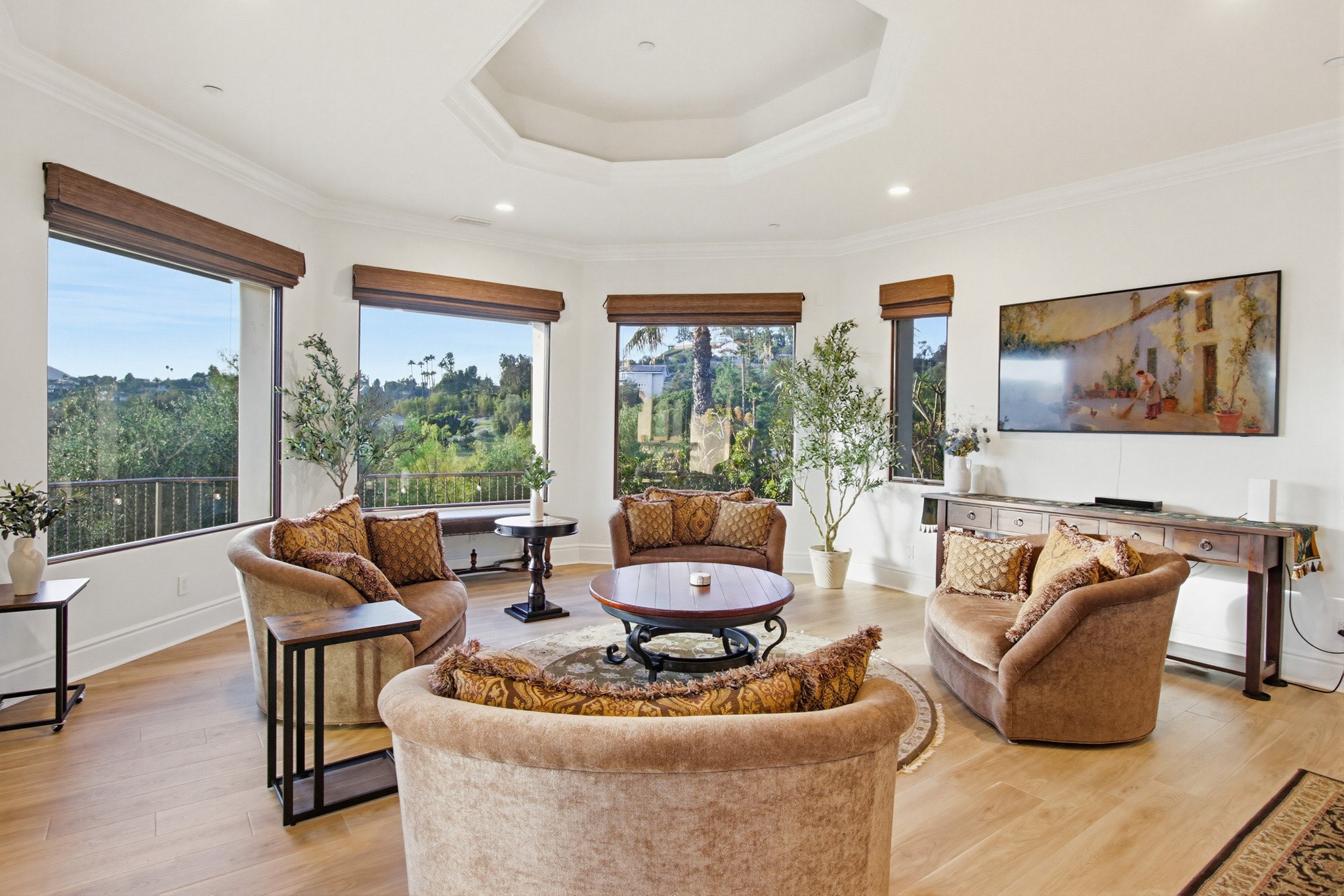Virtual tour photo 41 of 248 for Casa Del Lago