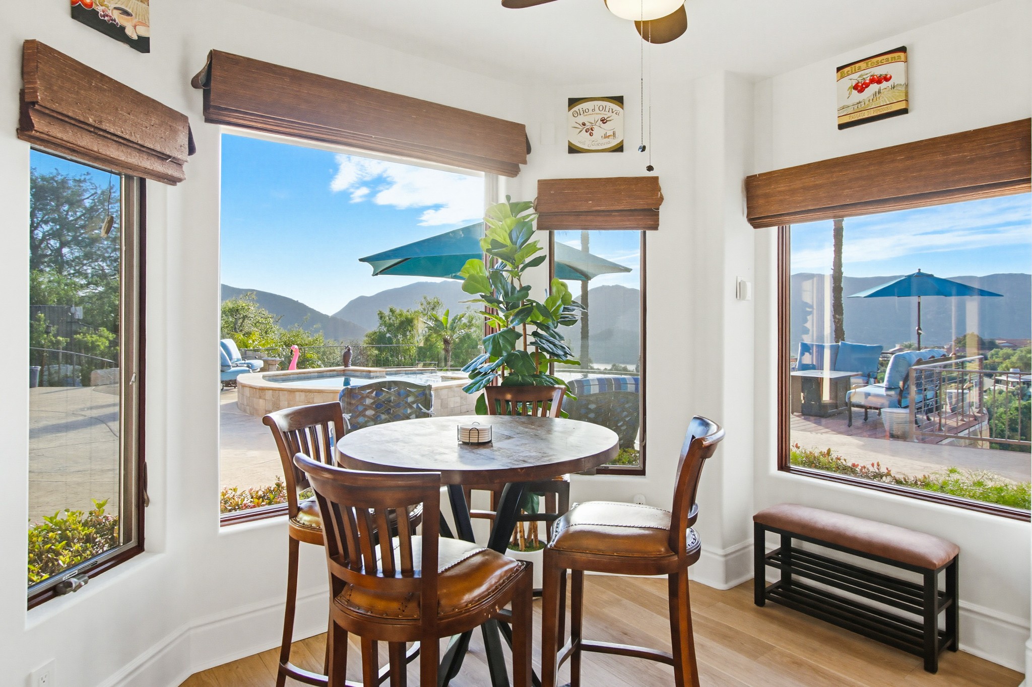Virtual tour photo 53 of 248 for Casa Del Lago