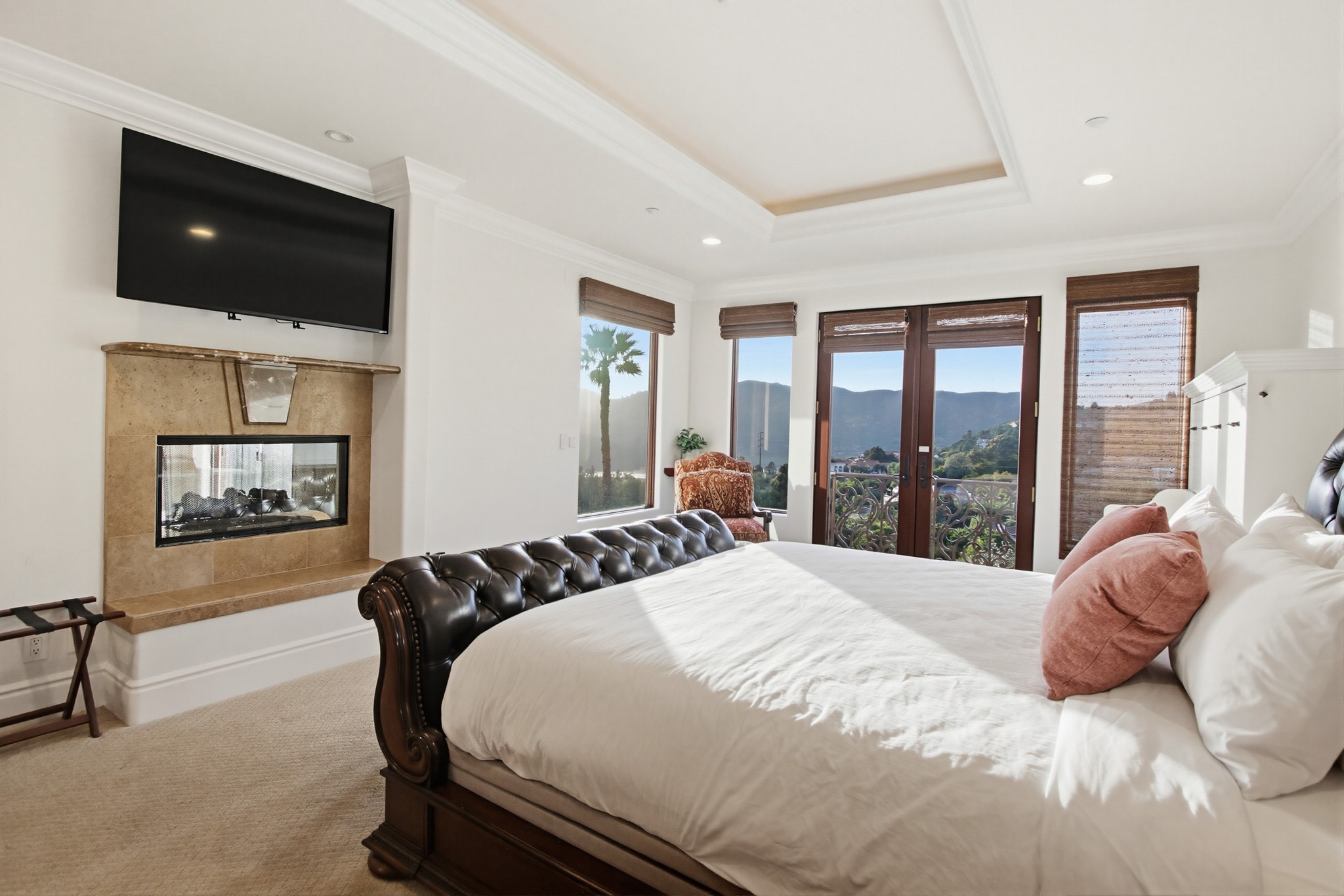 Virtual tour photo 56 of 248 for Casa Del Lago