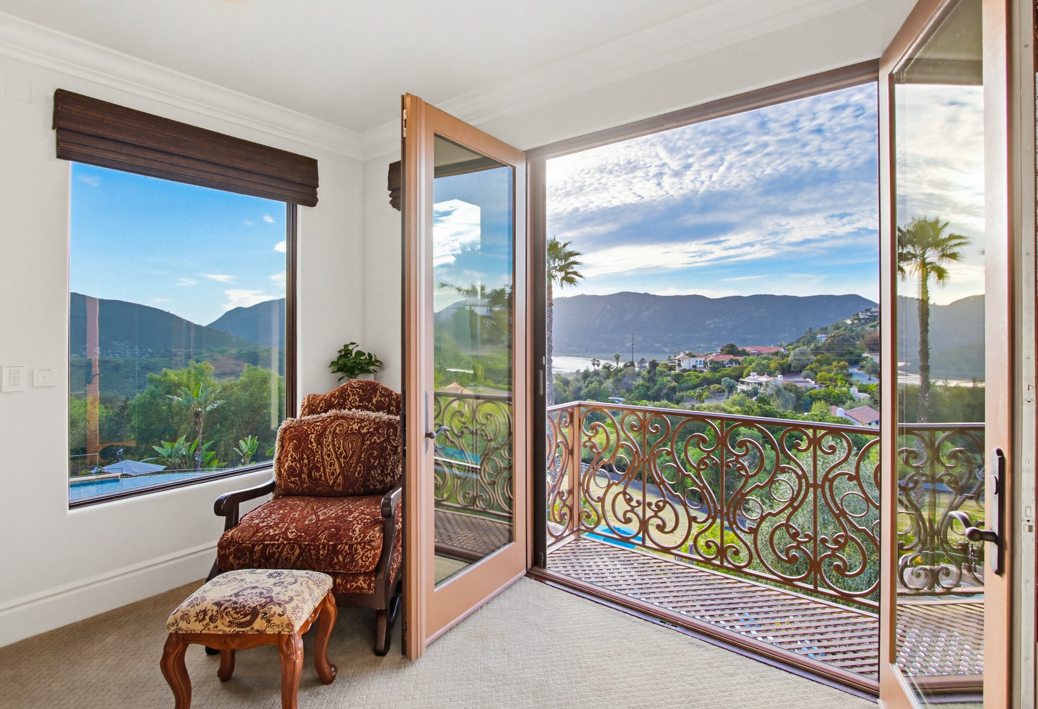 Virtual tour photo 62 of 248 for Casa Del Lago