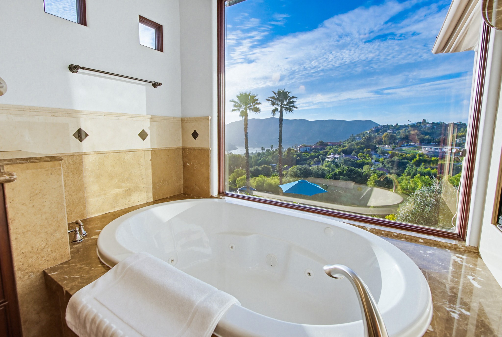 Virtual tour photo 65 of 248 for Casa Del Lago