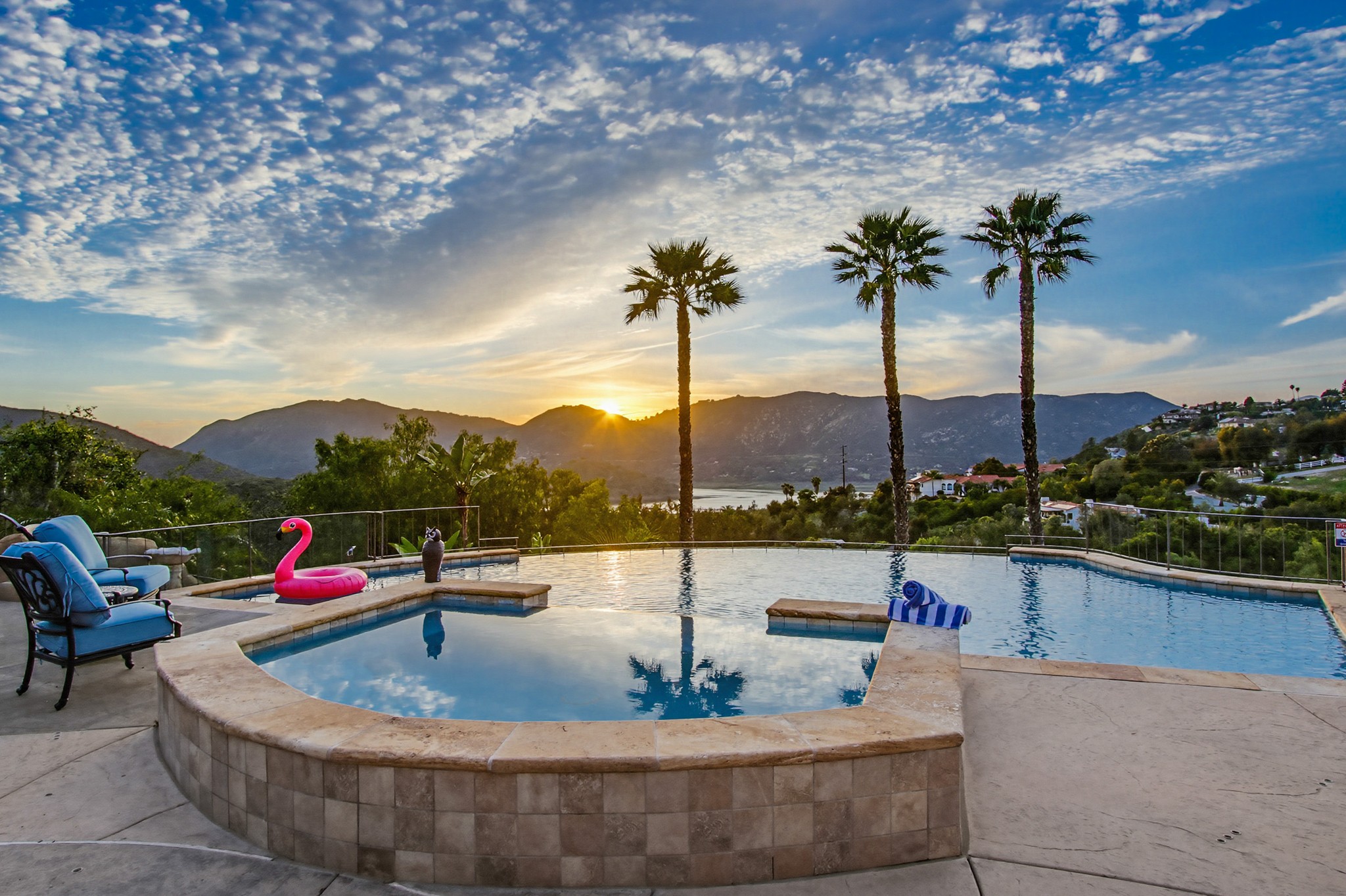 Virtual tour photo 75 of 248 for Casa Del Lago