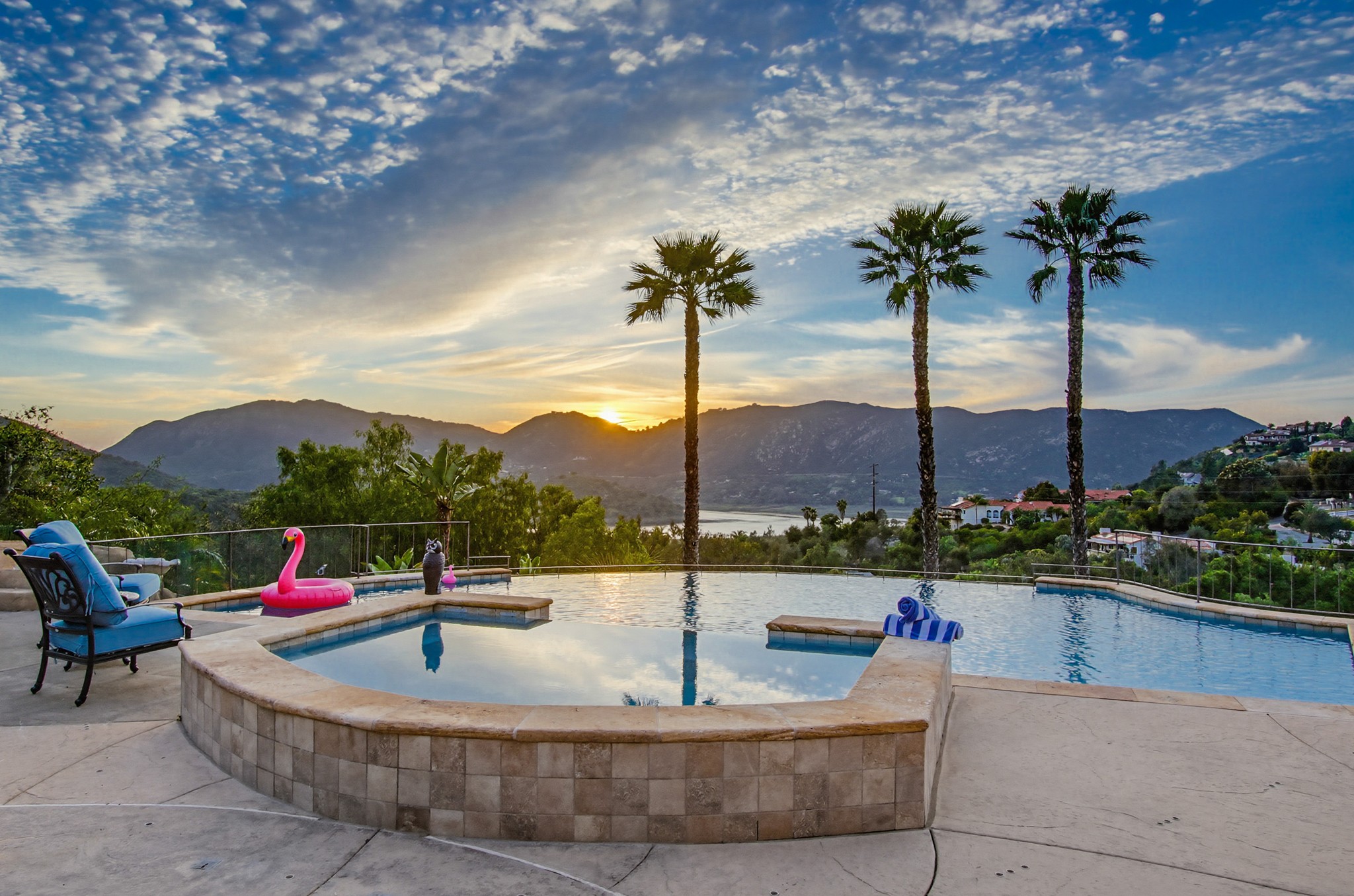Virtual tour photo 77 of 248 for Casa Del Lago
