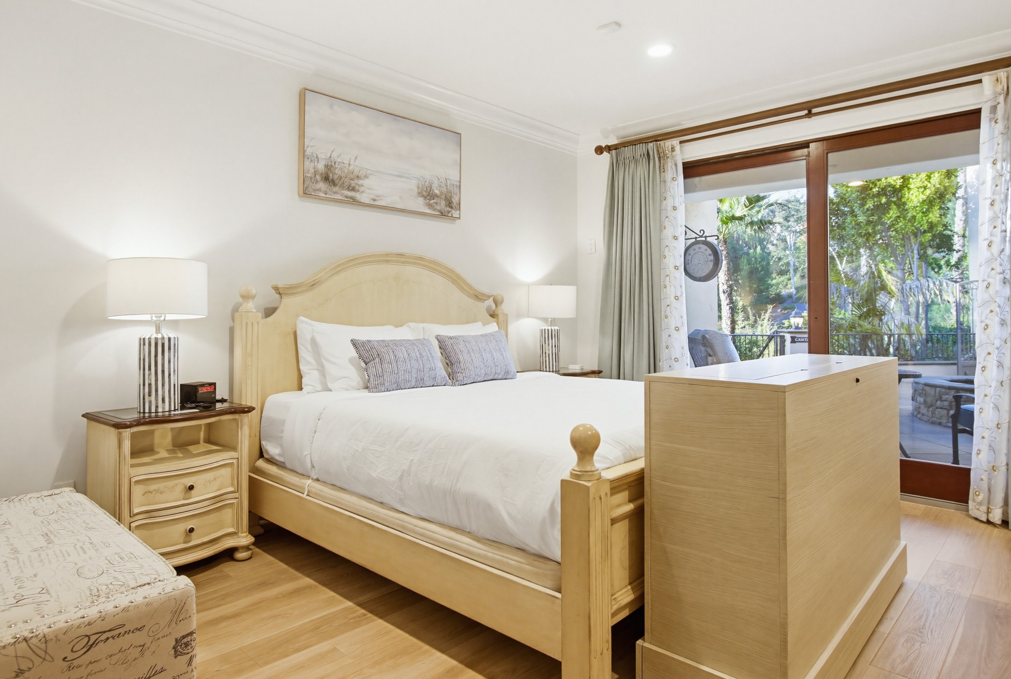 Virtual tour photo 79 of 248 for Casa Del Lago