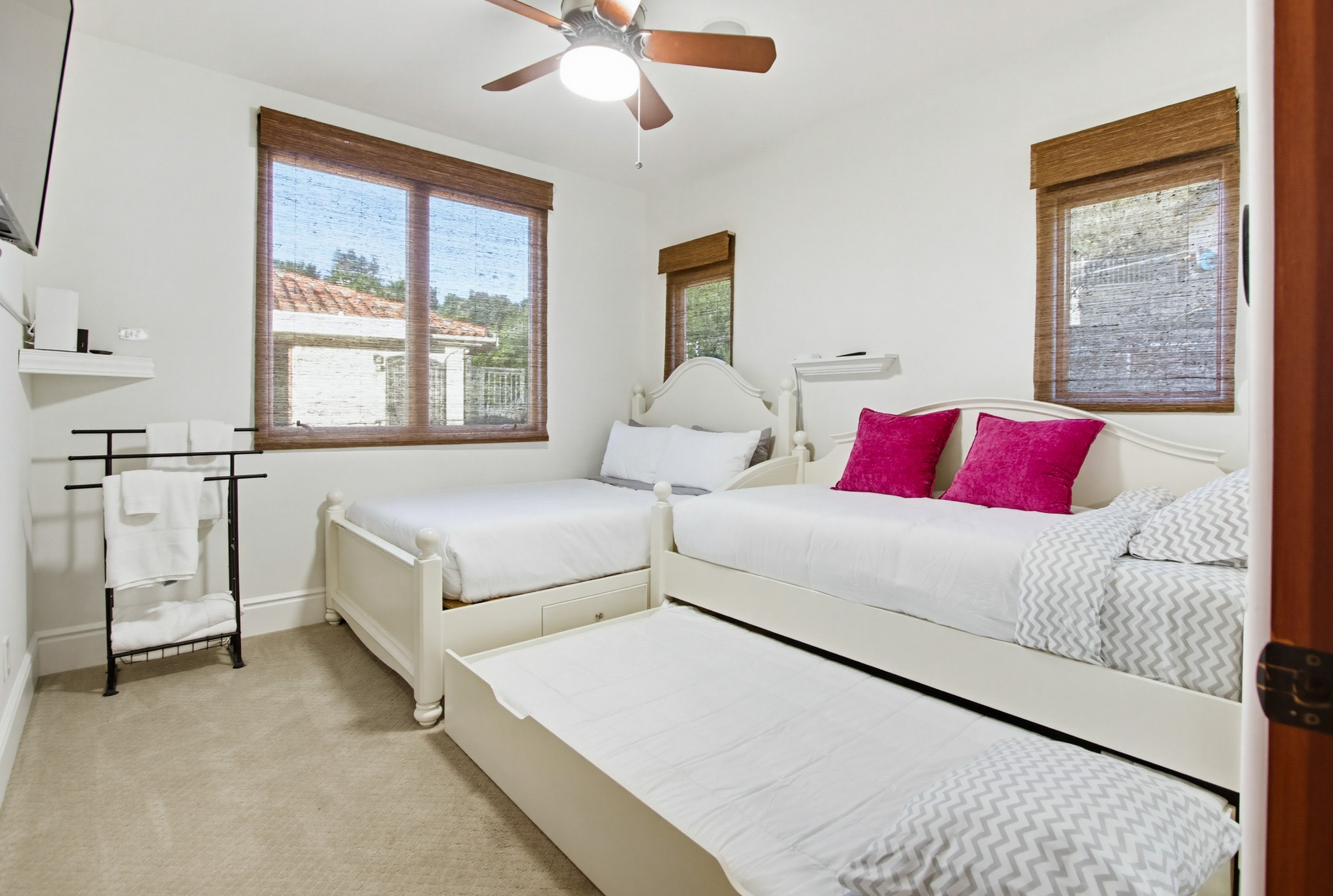 Virtual tour photo 95 of 248 for Casa Del Lago