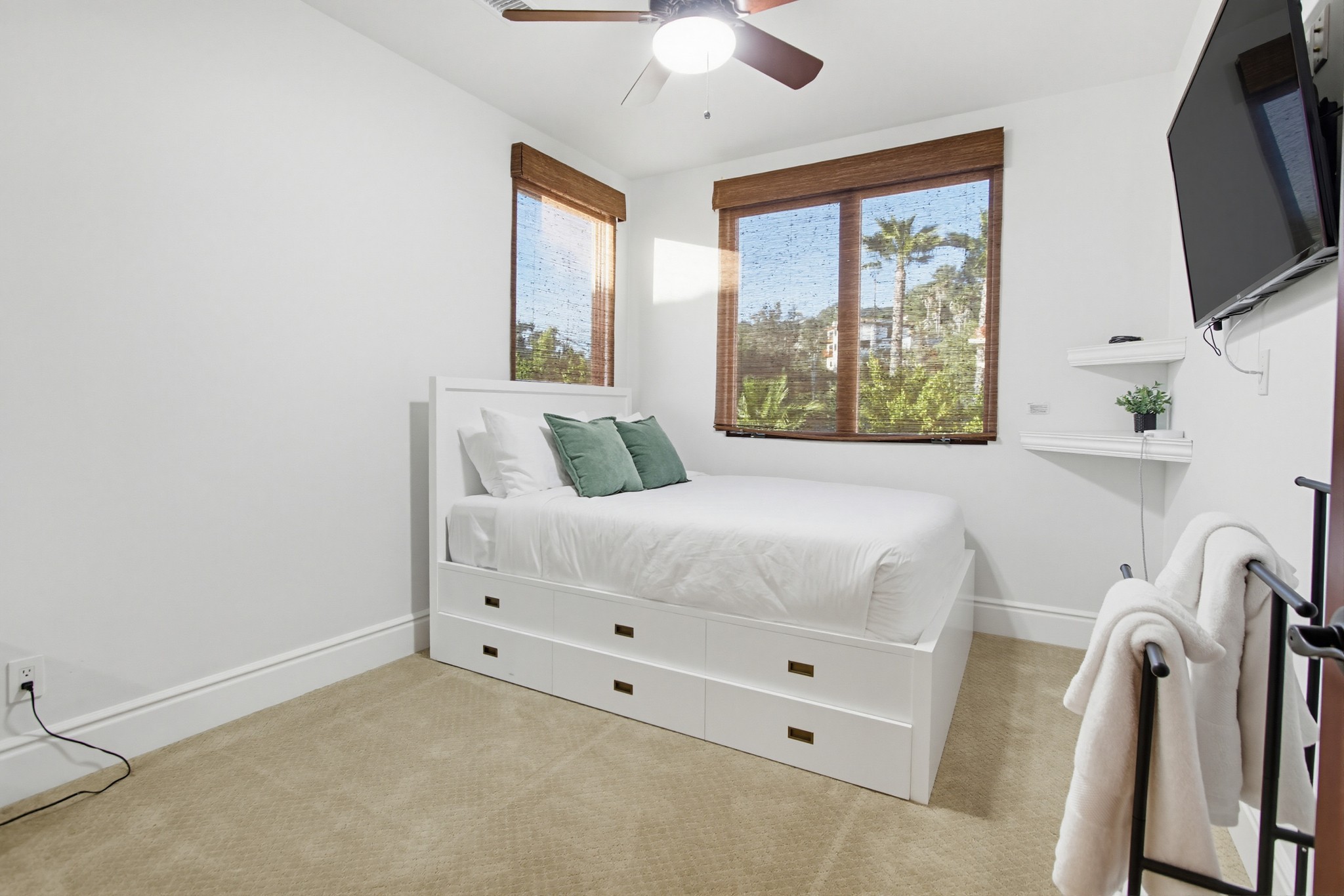 Virtual tour photo 99 of 248 for Casa Del Lago