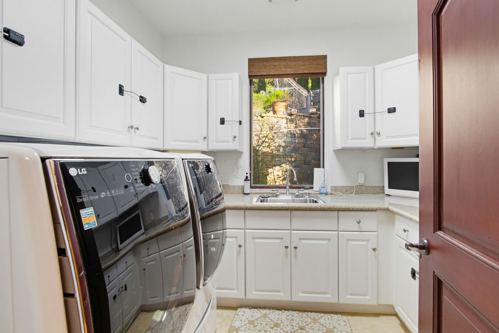 Virtual tour photo 104 of 248 for Casa Del Lago