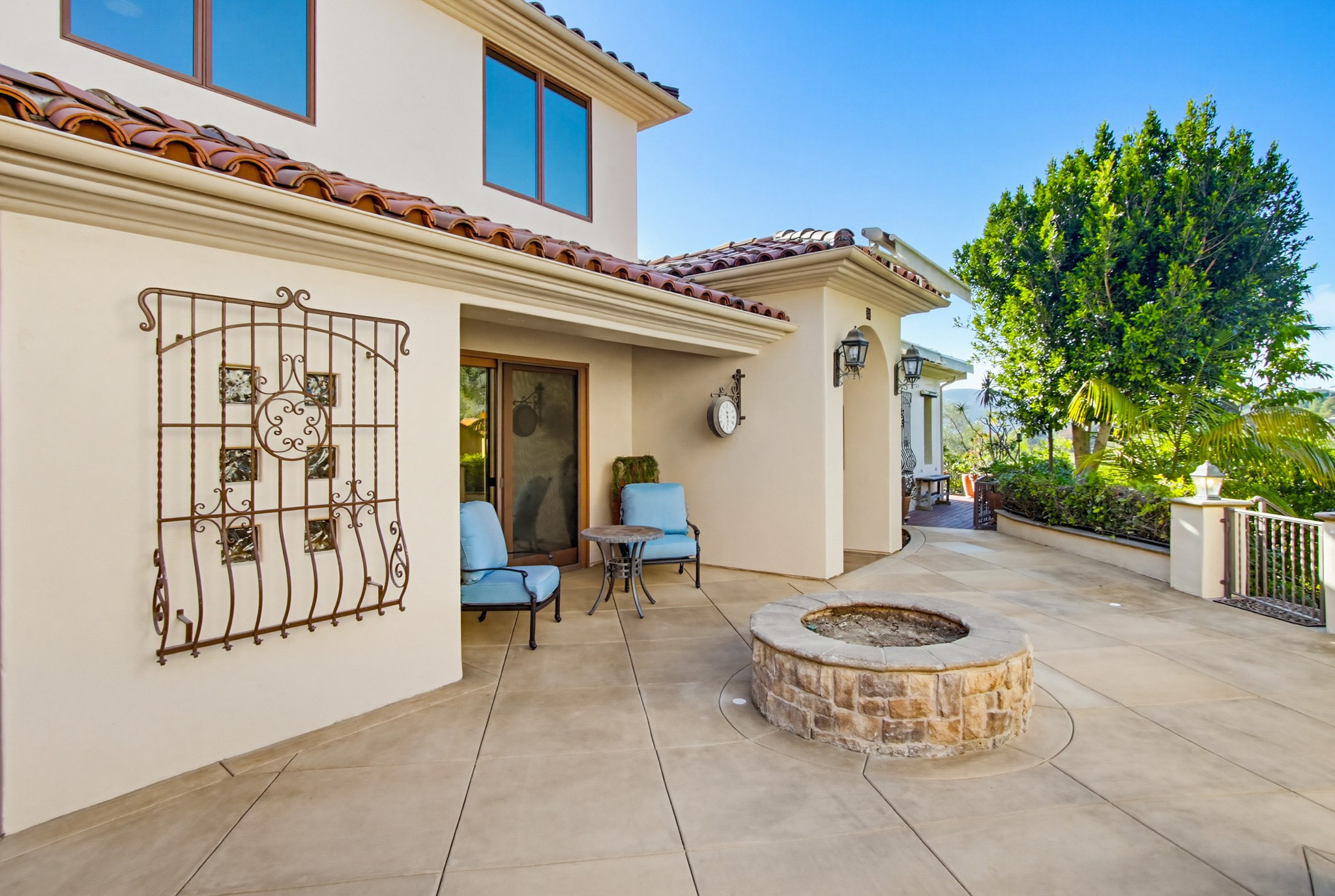 Virtual tour photo 119 of 248 for Casa Del Lago