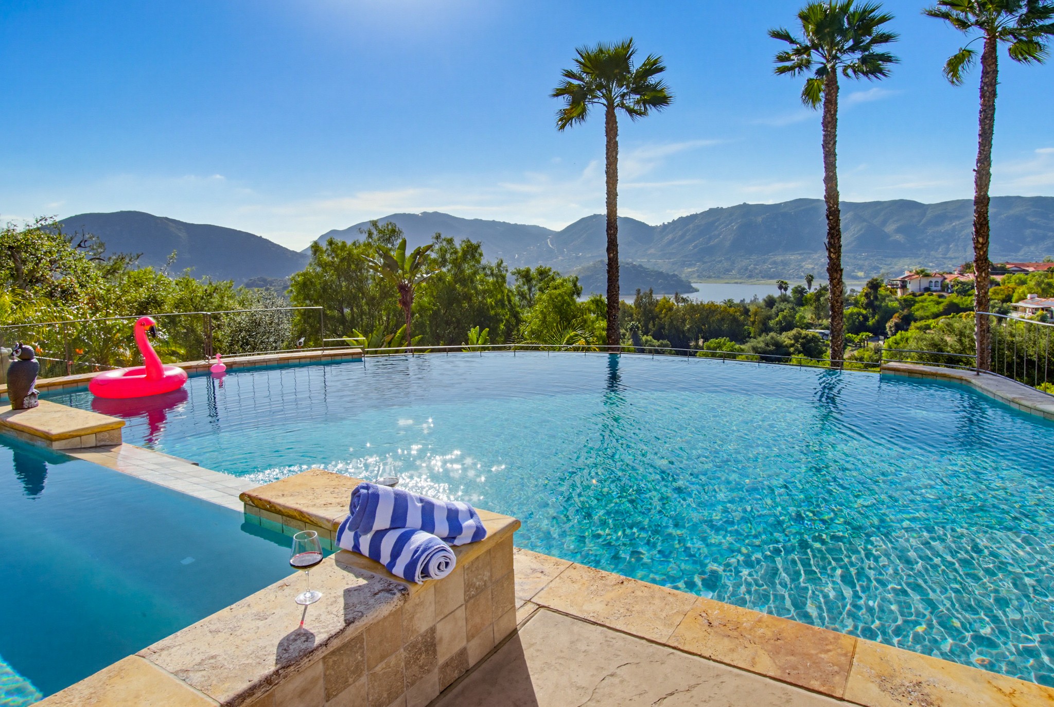 Virtual tour photo 152 of 248 for Casa Del Lago