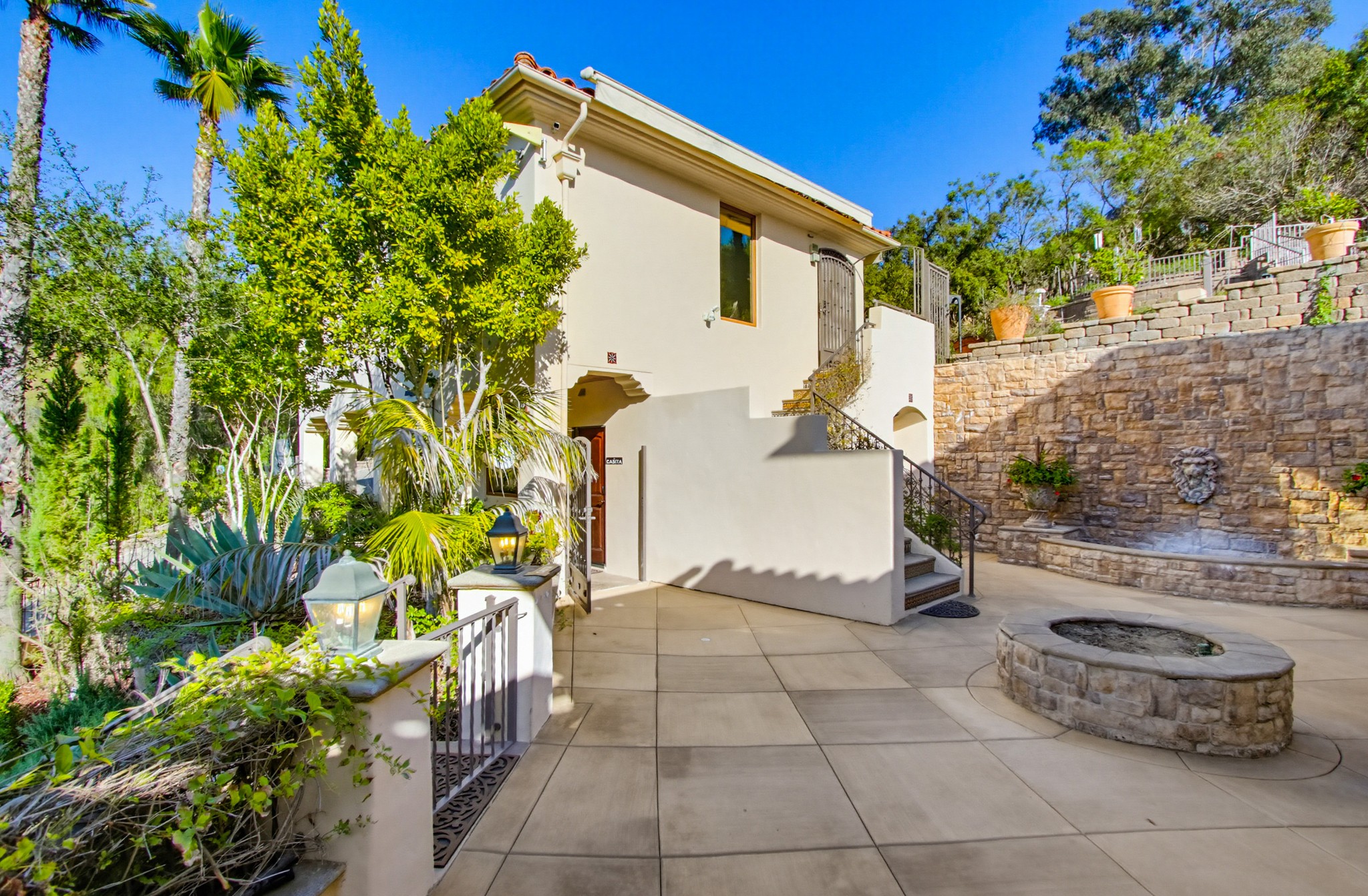 Virtual tour photo 155 of 248 for Casa Del Lago