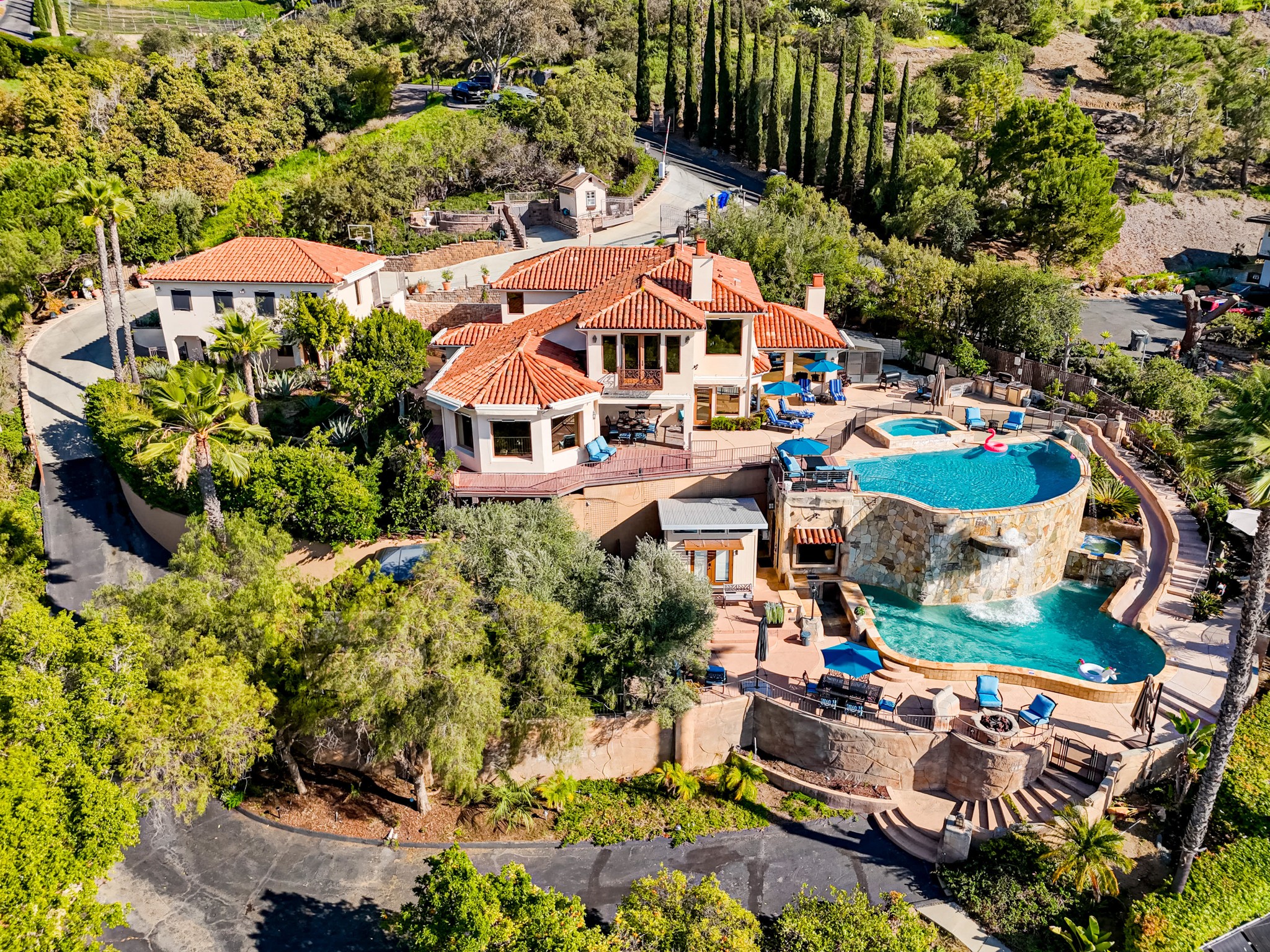 Virtual tour photo 174 of 248 for Casa Del Lago