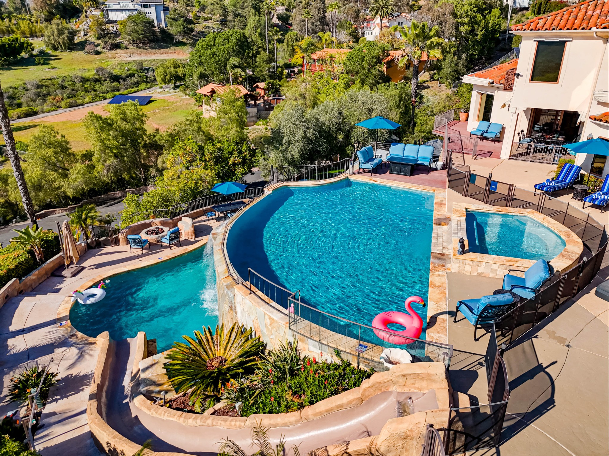 Virtual tour photo 176 of 248 for Casa Del Lago