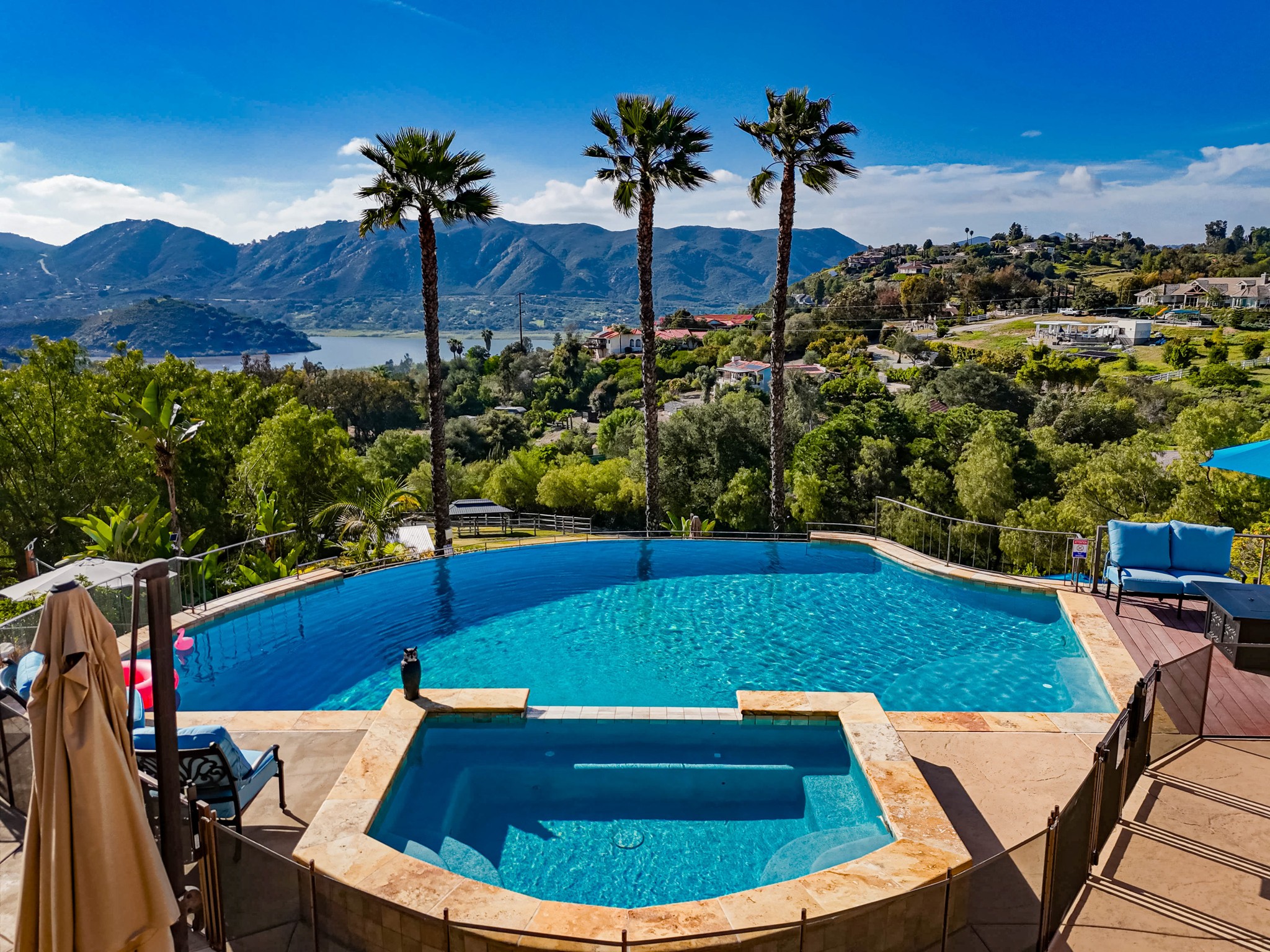 Virtual tour photo 177 of 248 for Casa Del Lago