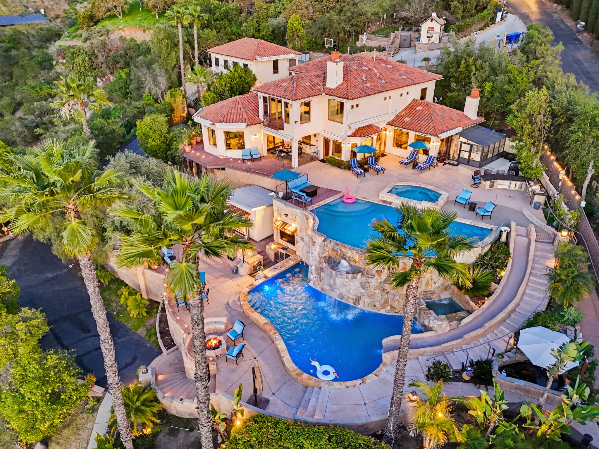 Virtual tour photo 242 of 248 for Casa Del Lago