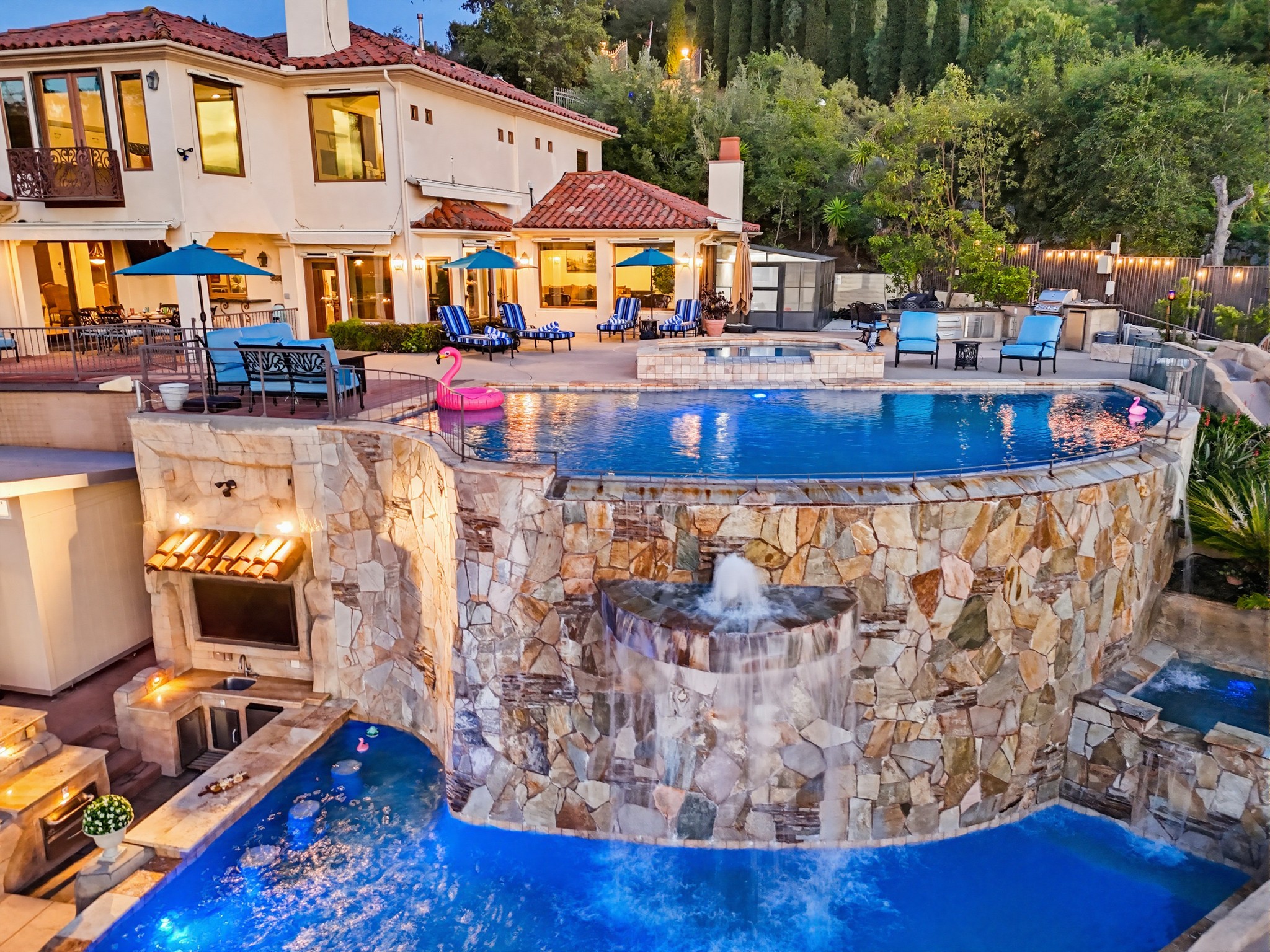 Virtual tour photo 246 of 248 for Casa Del Lago