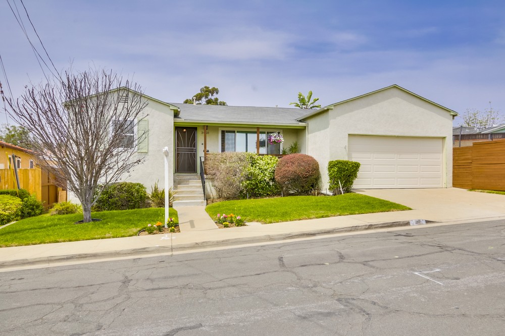 Virtual tour photo 1 of 18 for 3450 Fir Street