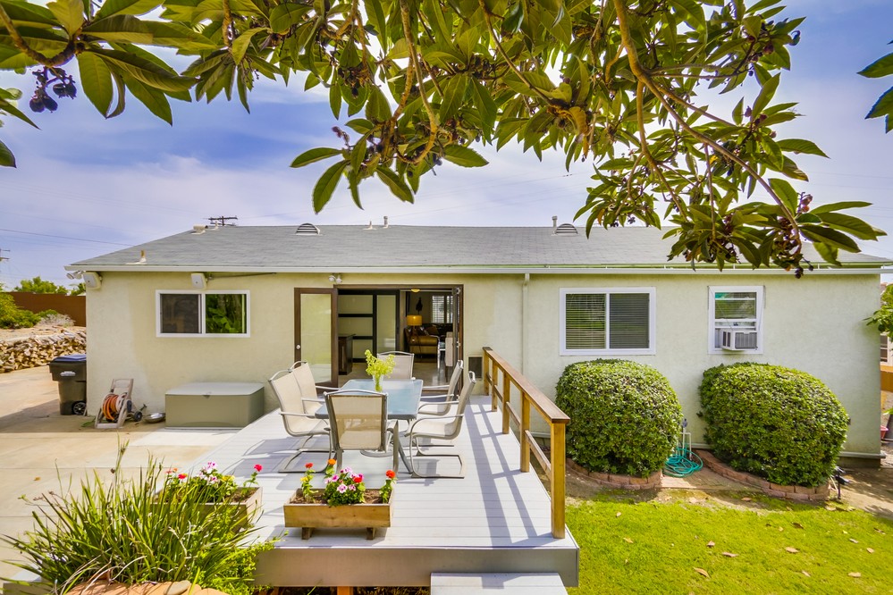 Virtual tour photo 16 of 18 for 3450 Fir Street