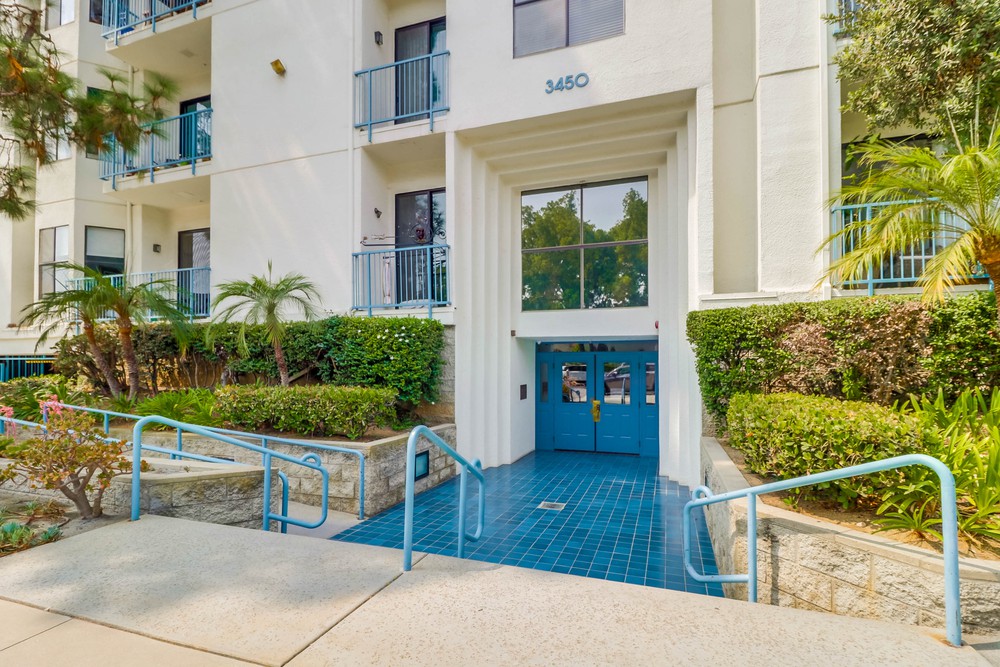 Virtual tour photo 6 of 44 for 3450 Third Ave #401