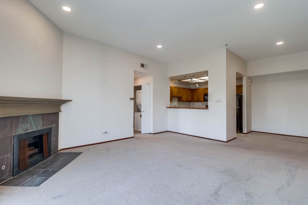 Virtual tour photo 12 of 44 for 3450 Third Ave #401