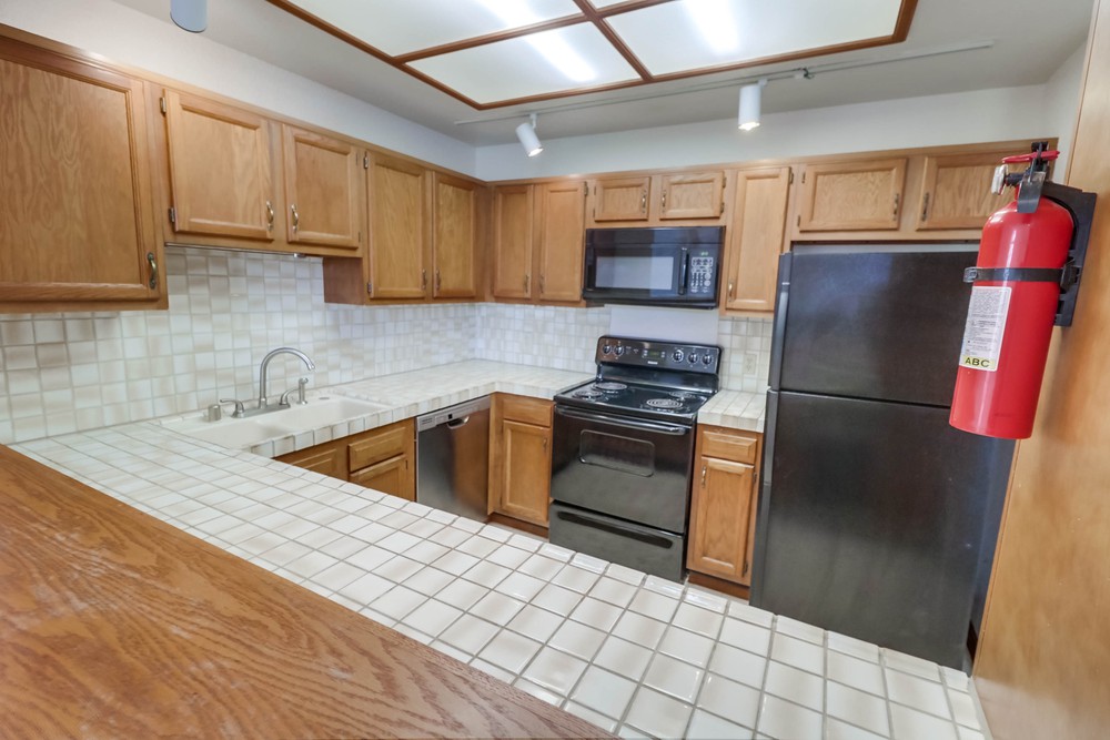 Virtual tour photo 16 of 44 for 3450 Third Ave #401