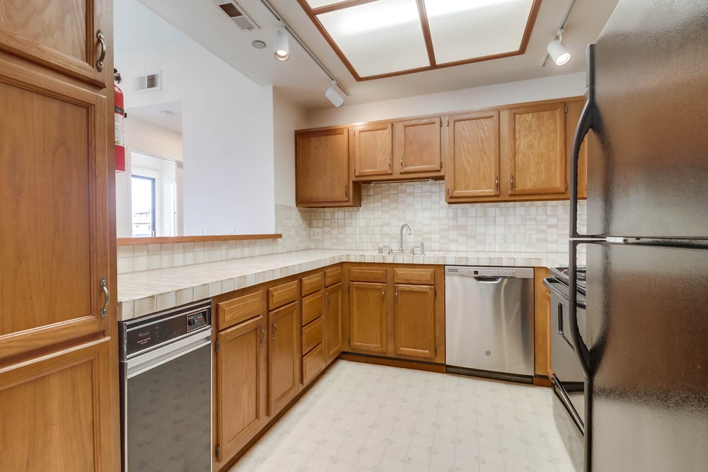 Virtual tour photo 17 of 44 for 3450 Third Ave #401